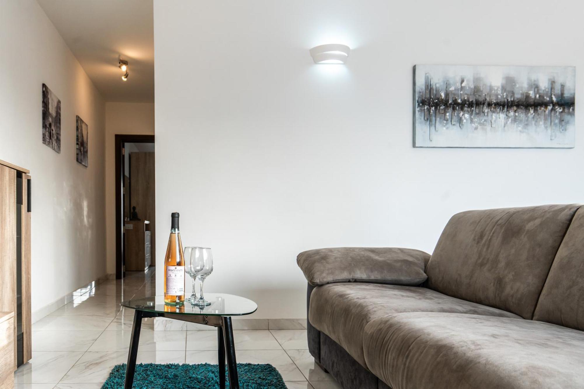 Poseidon Court Penthouse Superior Apartamento St. Paul's Bay Exterior foto